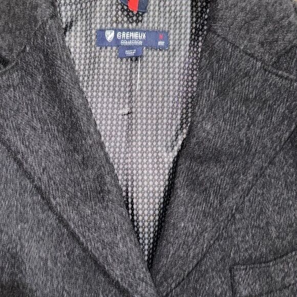 NWT DOUBLE FACE ITALIAN WOOL KNIT OVERCOAT RELEASED THIS YEAR. - Picture 3 of 7